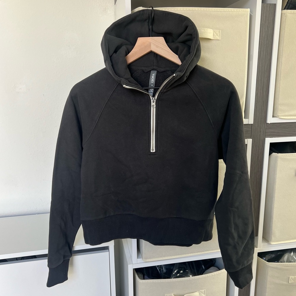 NWOT Vuori Restore Half Zip Hoodie in Washed Black - Picture 3 of 6